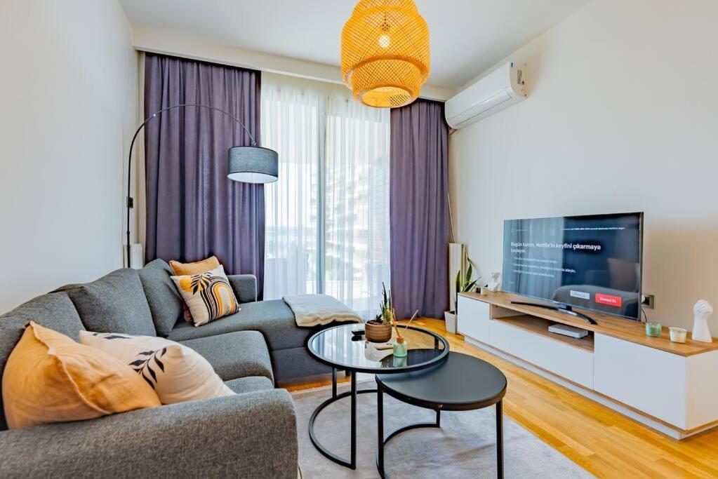 Golden Stones House Sea And Lake View อิสตันบูล ภายนอก รูปภาพ